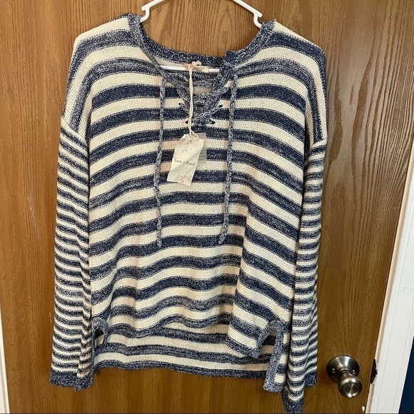 Blue and White Striped Sweater Pullover Small NWT - Picture 1 of 7